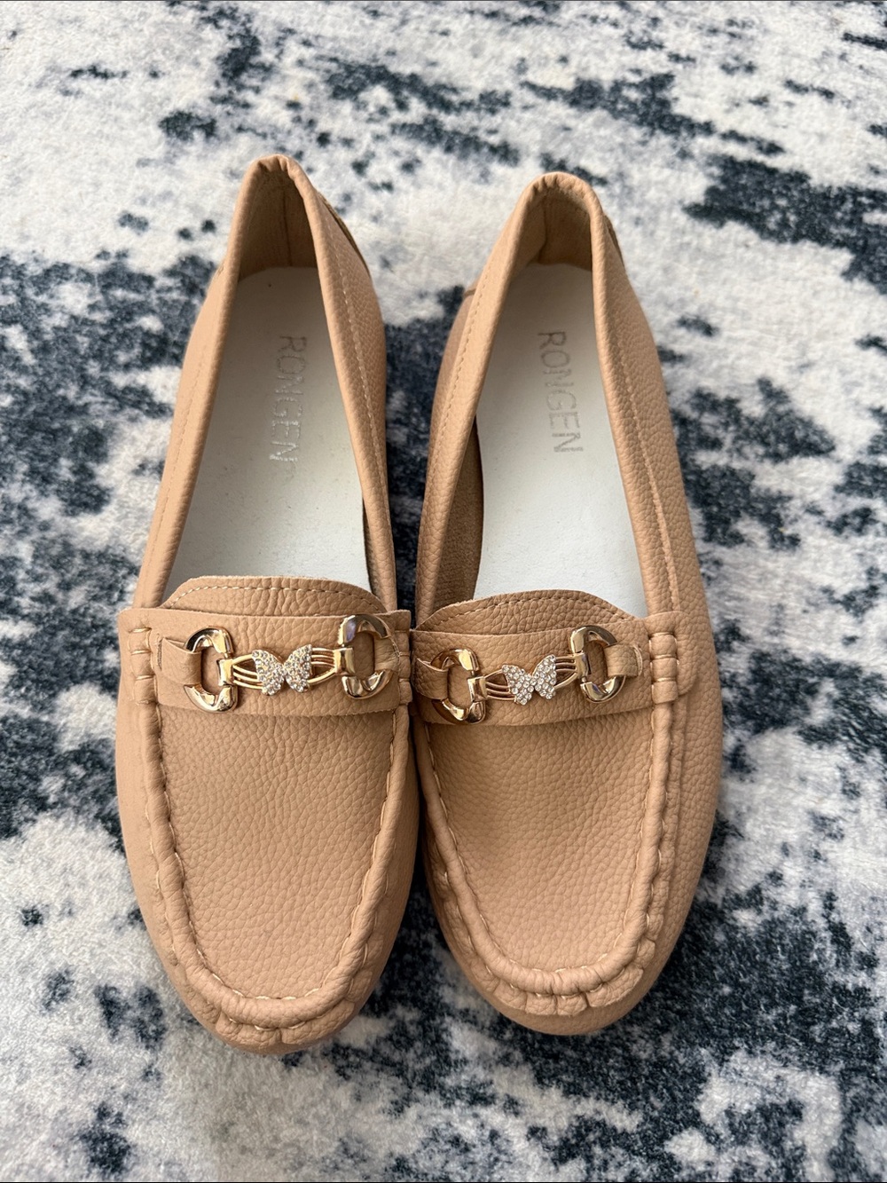 Rouge Helium Beige/Tan Leather Loafers with Gold Chain Accent
